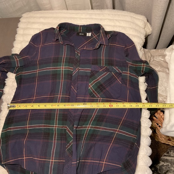 BDG Plaid Flannel Shirt with Long Sleeves - Picture 6 of 7